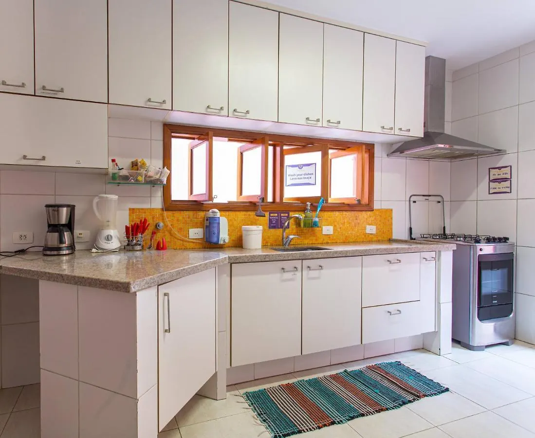 MADÁ hostel São Paulo 0*,  Brasil